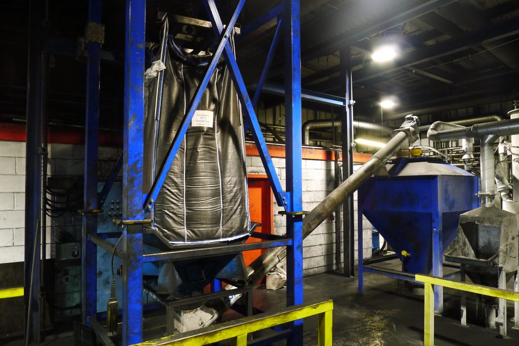 Ajax schroeftransporteur voor Carbon Black featured image