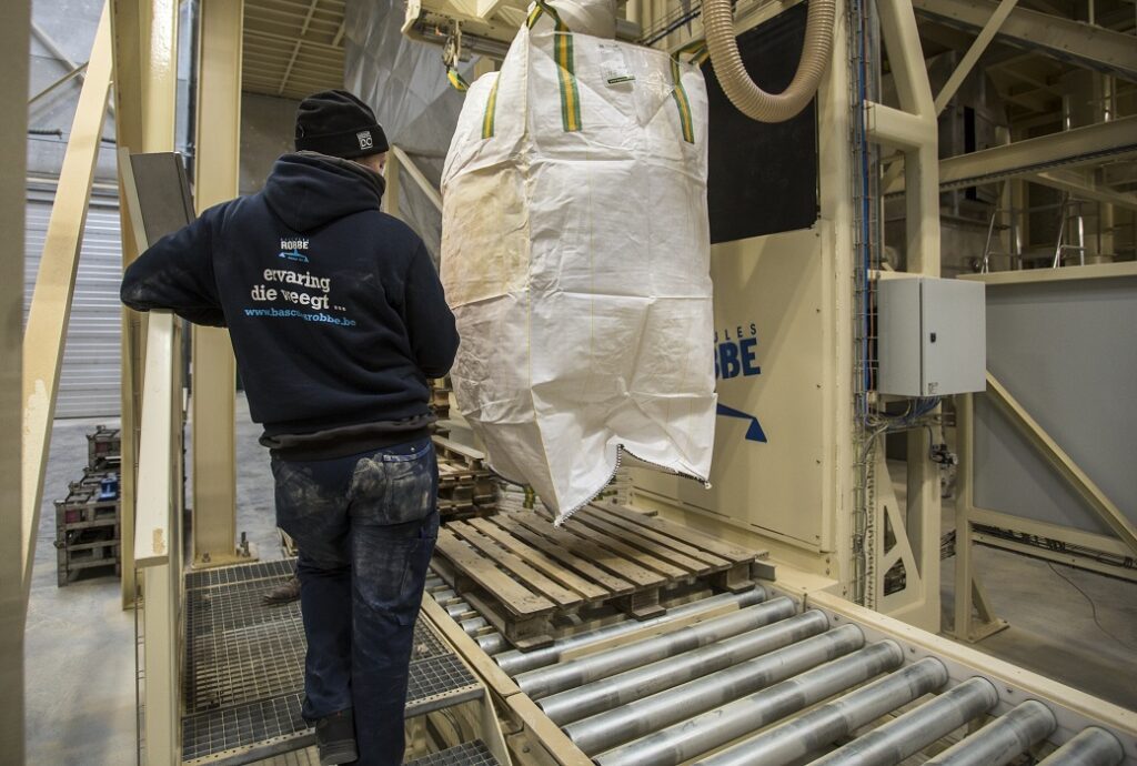 Ergonomische big bag vulstations van Robbe Industries